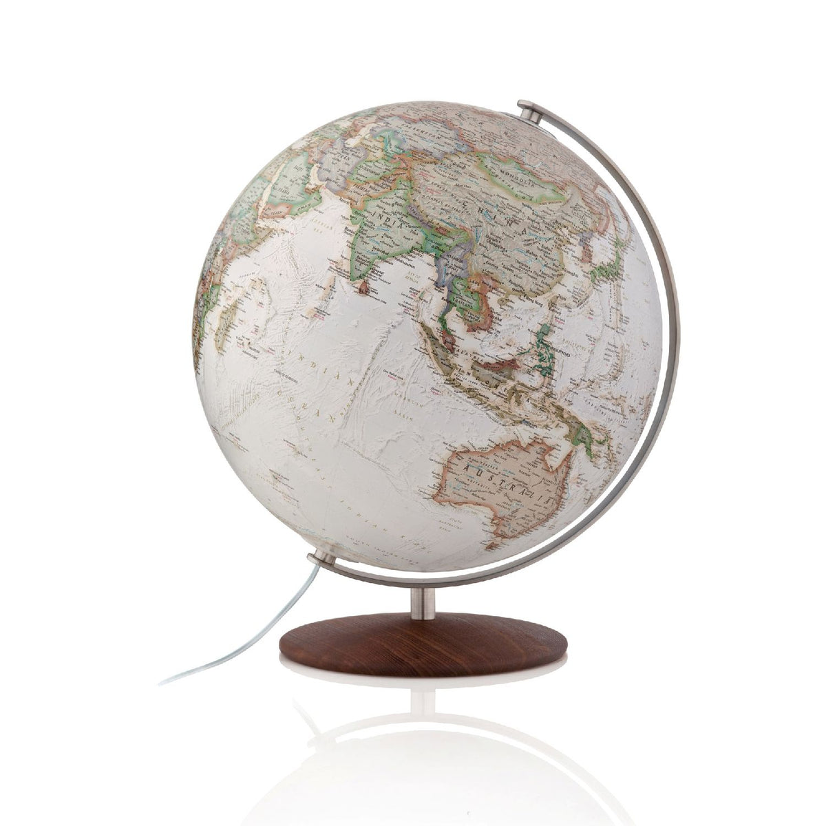 National Geographic Illuminated Globe Fusion 37 cm Hand-Applied, detail view
