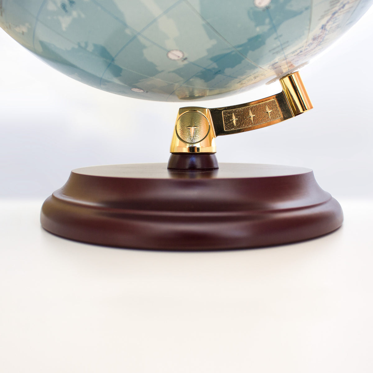 Magellan Vasa globe 32 cm without meridian, wooden base, north pole view